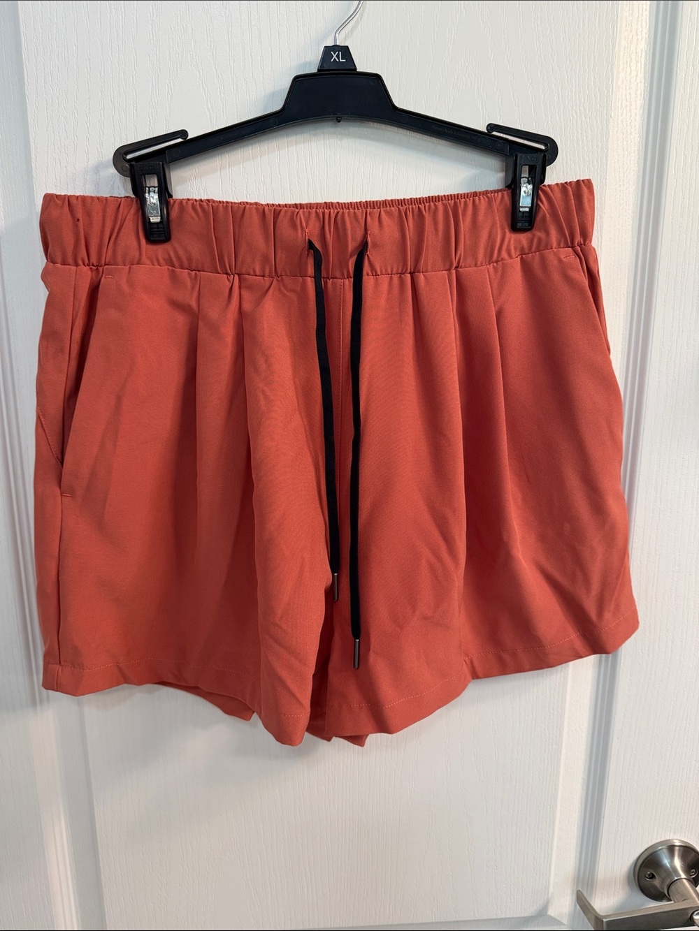 HALARA Pull-On Athletic Shorts with Black Drawstring